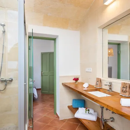 Llucasaldentet Holiday home