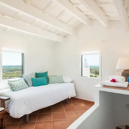 Llucasaldentet Holiday home *