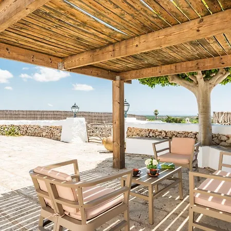 Llucasaldentet Holiday home